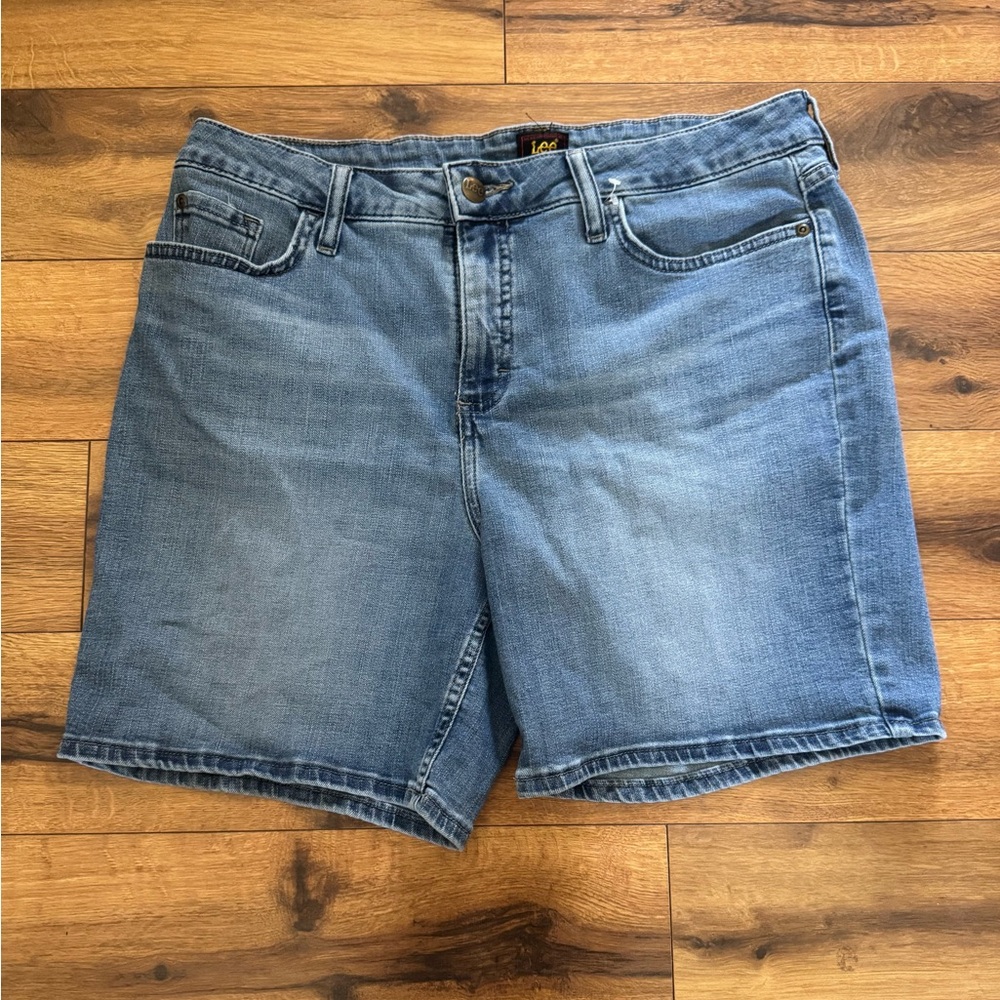 Lee Women's Classic Blue Jean Shorts